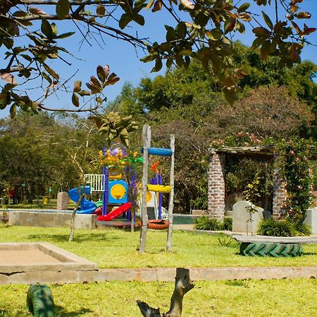 Eden Estates & Resort Лілонґве Екстер'єр фото